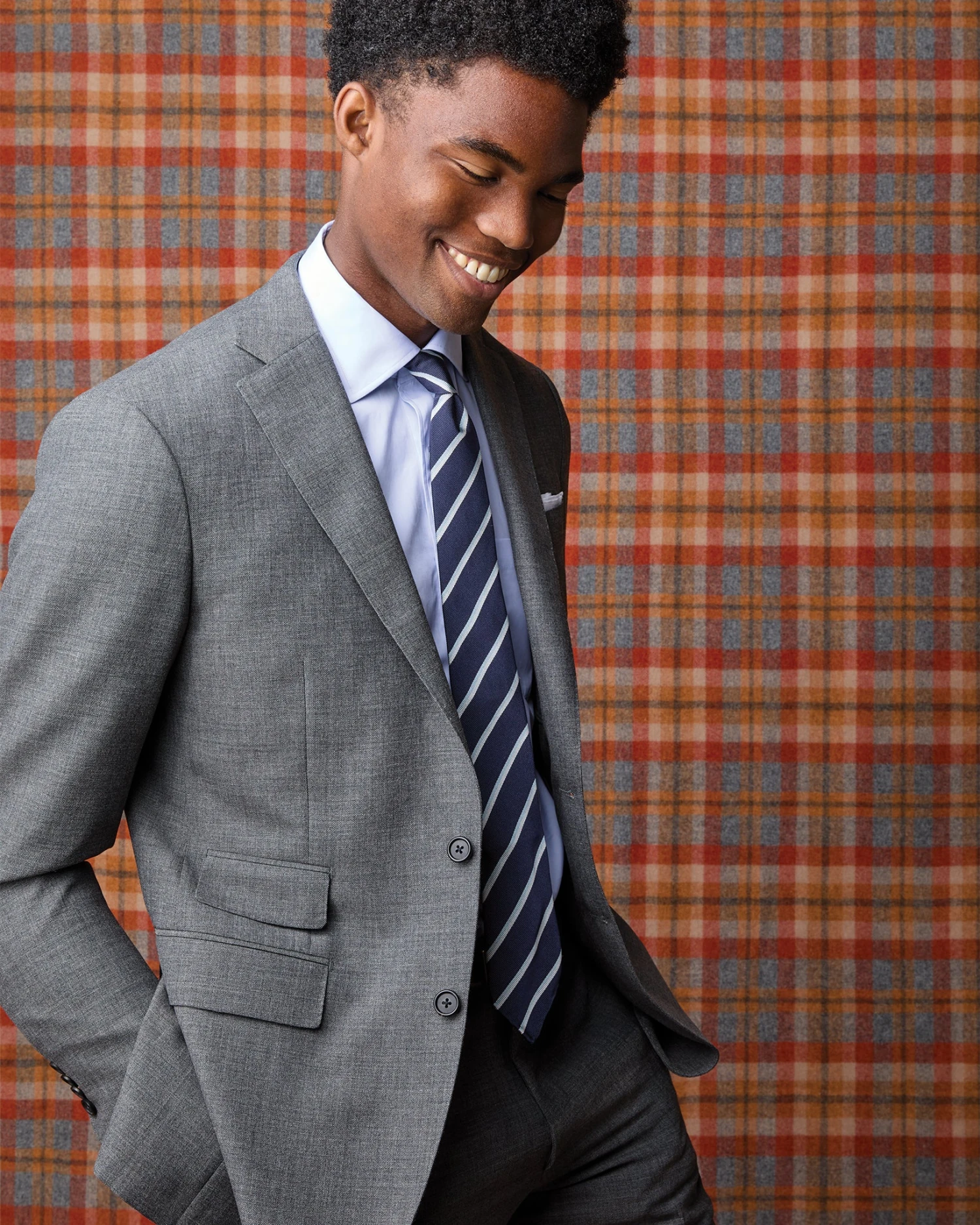 Kincaid No. 3 Suit In Mid-Grey High-Twist - Image 2