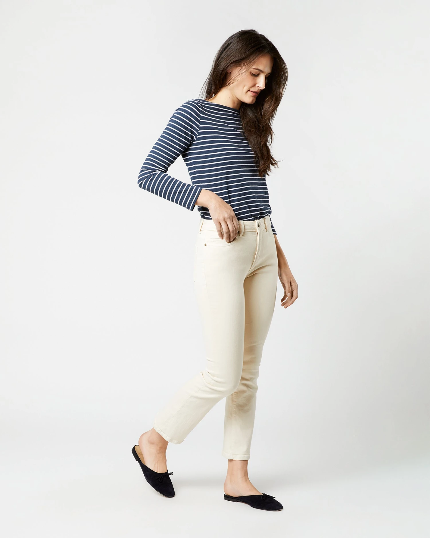 Flare Cropped 5-Pocket Jean In Natural Stretch Denim - Image 5