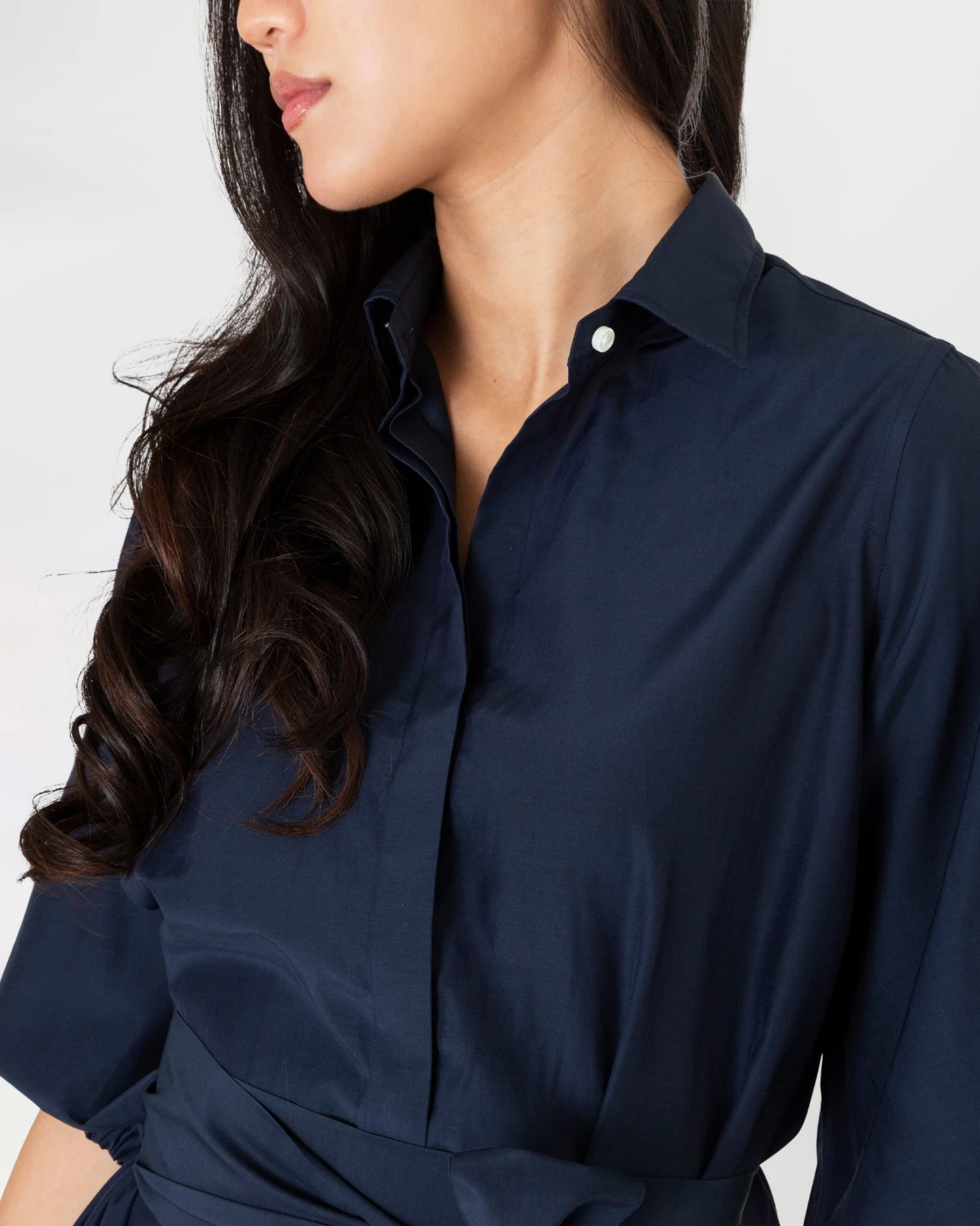 Isla Shirtdress In Navy Habotai - Image 4