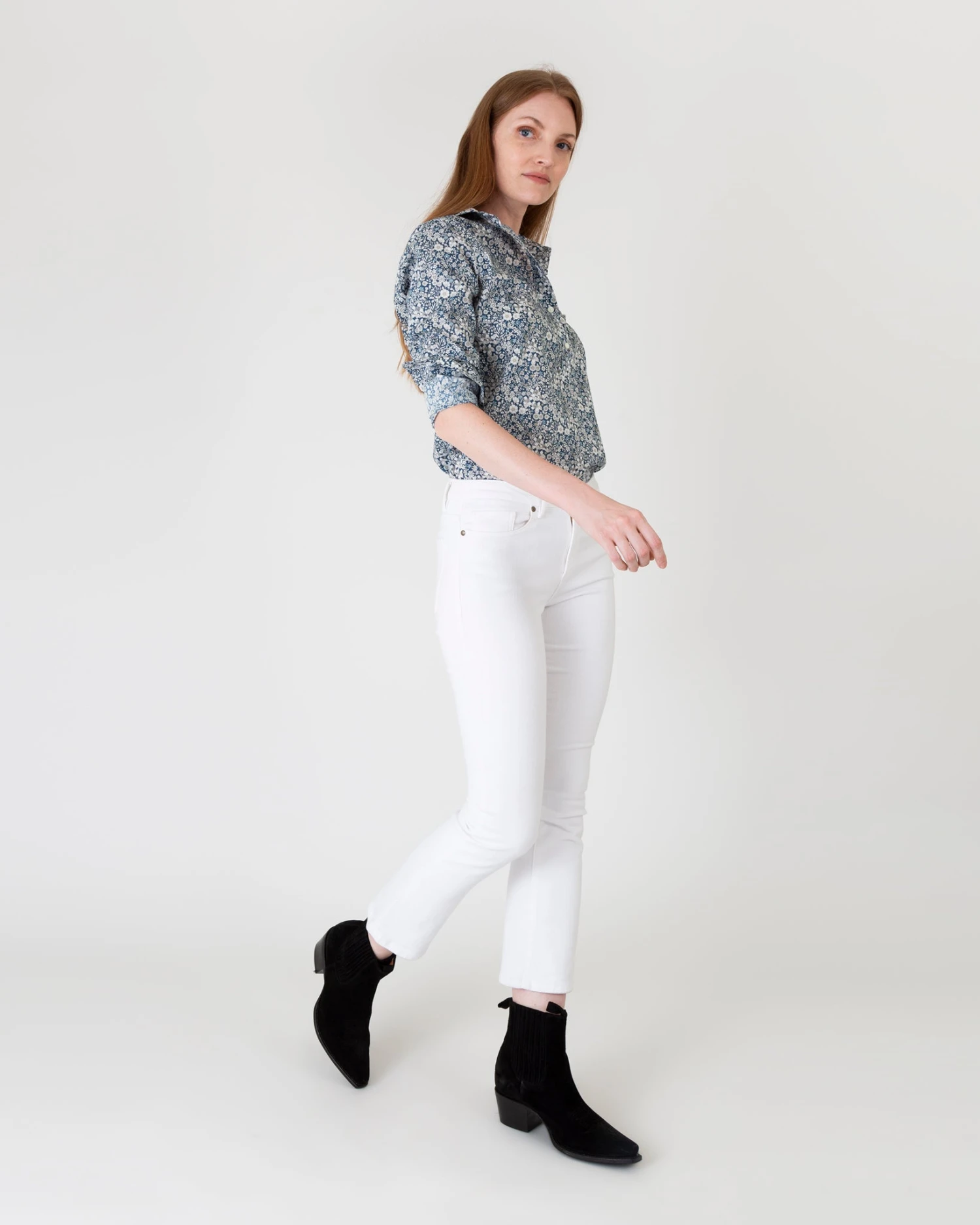 Tomboy Popover Shirt In Blue Multi June's Meadow Liberty Fabric - Image 5