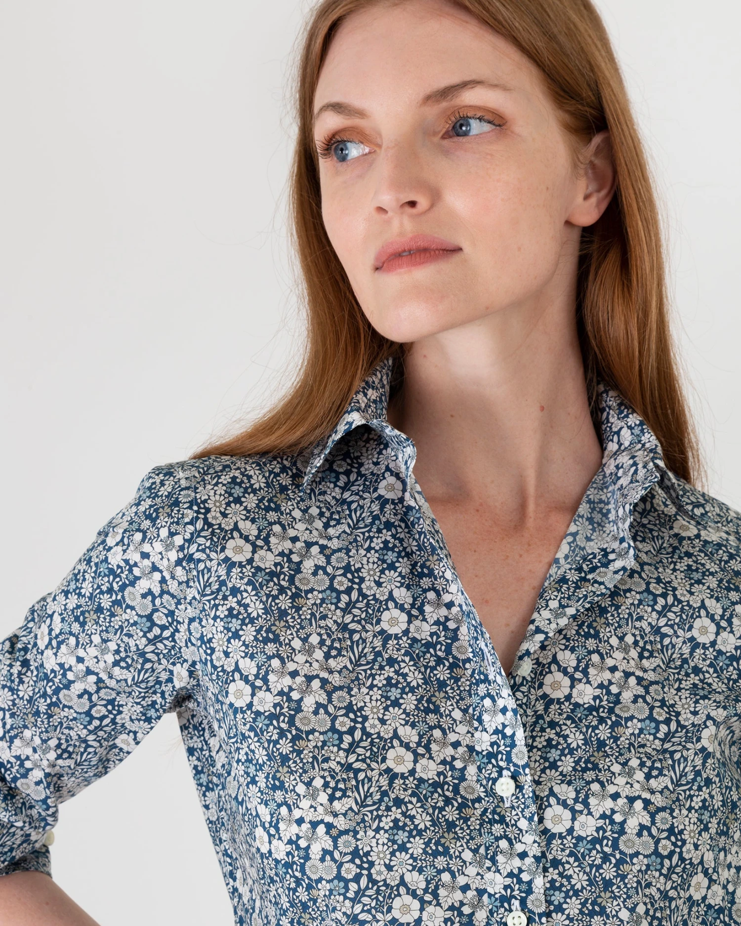 Tomboy Popover Shirt In Blue Multi June's Meadow Liberty Fabric - Image 7