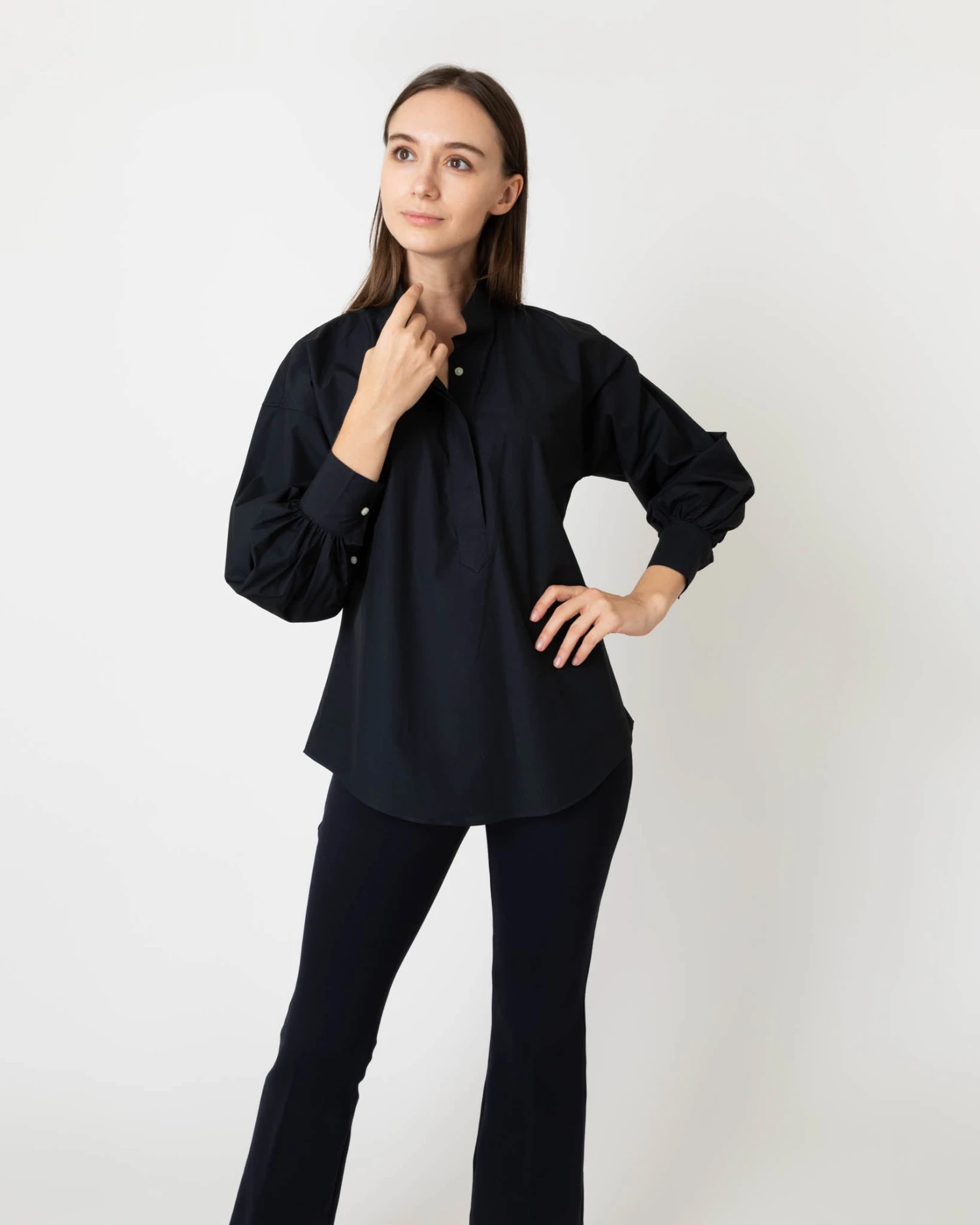 Anaya Popover Shirt In Black Poplin - Image 2