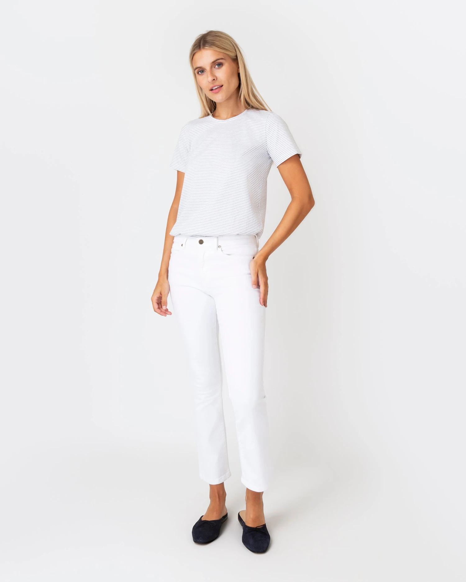 Short-Sleeved Relaxed Tee In White/Heather Grey Stripe Jersey - Image 6