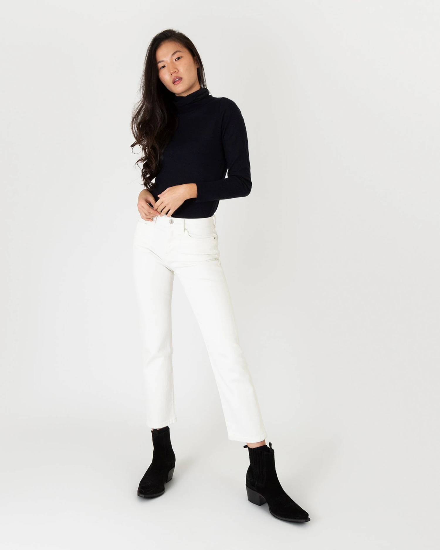 Classic Jean In White - Image 4