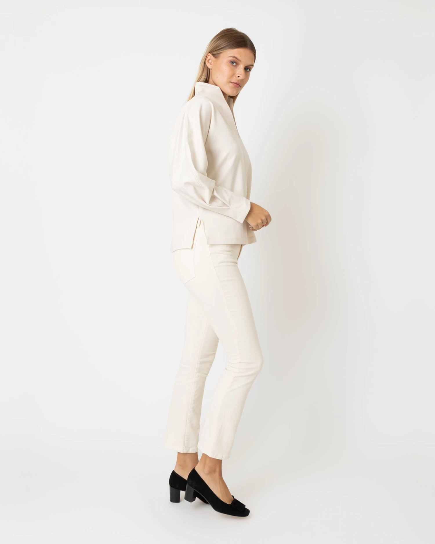 Violet Top In Bisque Bi-Stretch Tricotine - Image 5