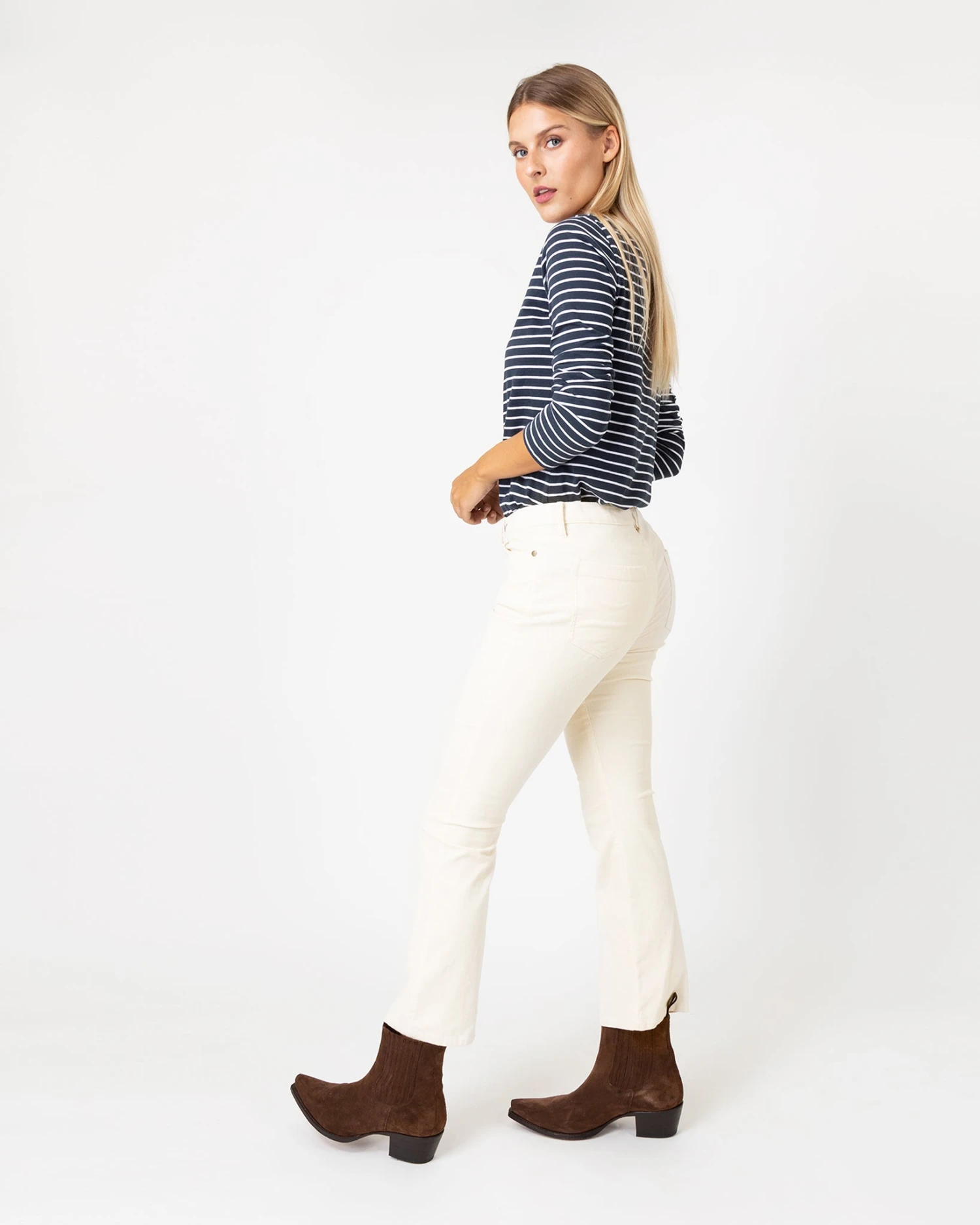 Flare Cropped 5-Pocket Pant In Ivory Stretch Cord - Image 3