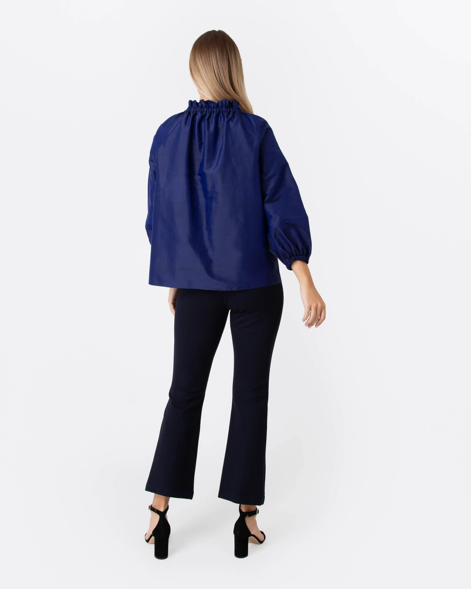 Button-Front Kamille Blouse In Navy Silk Shantung - Image 5