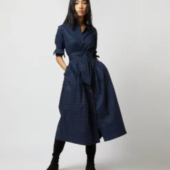 Classic Shirtwaist Dress In Blackwatch Poplin