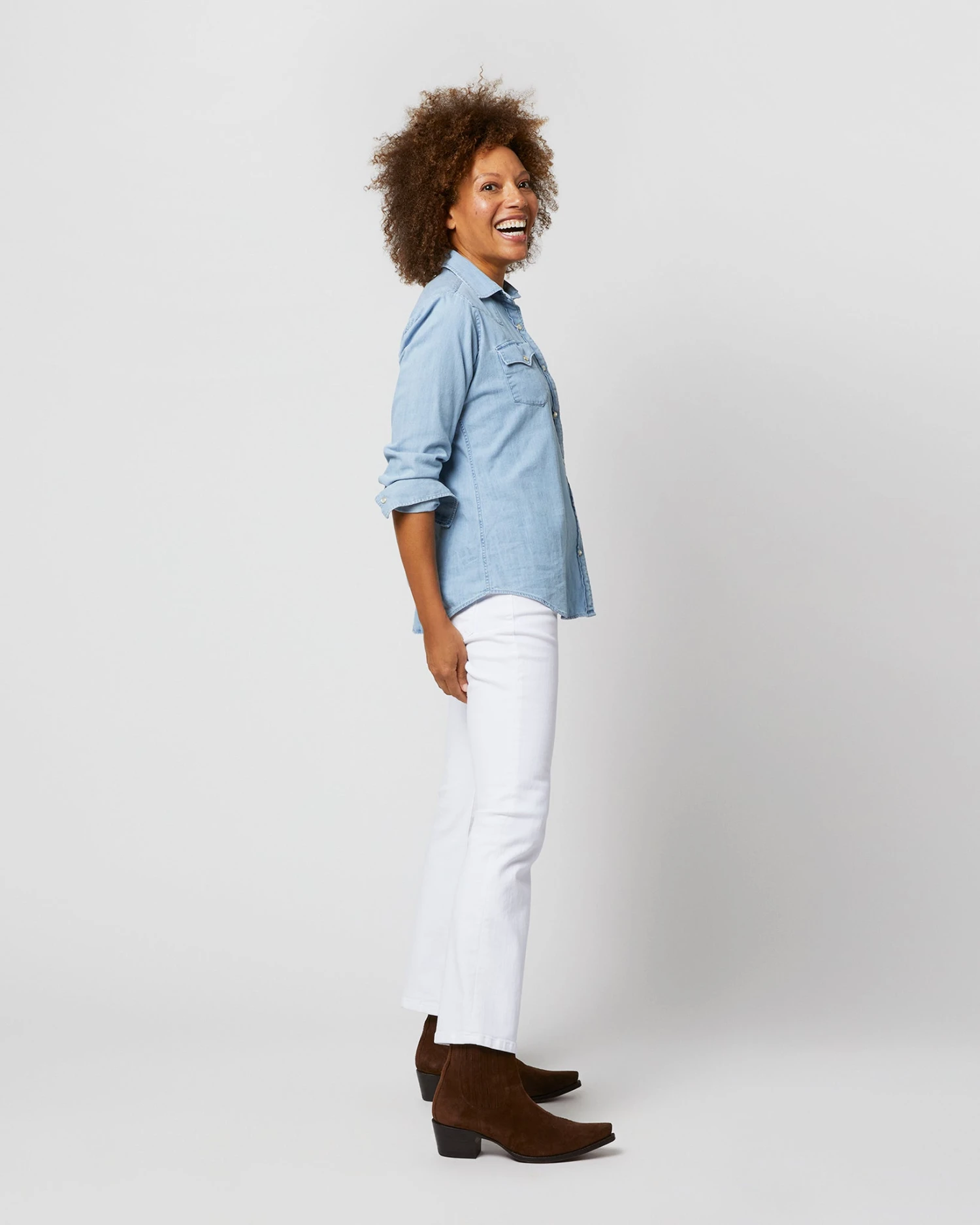Western Shirt In Extra Lightwash Denim - Image 4