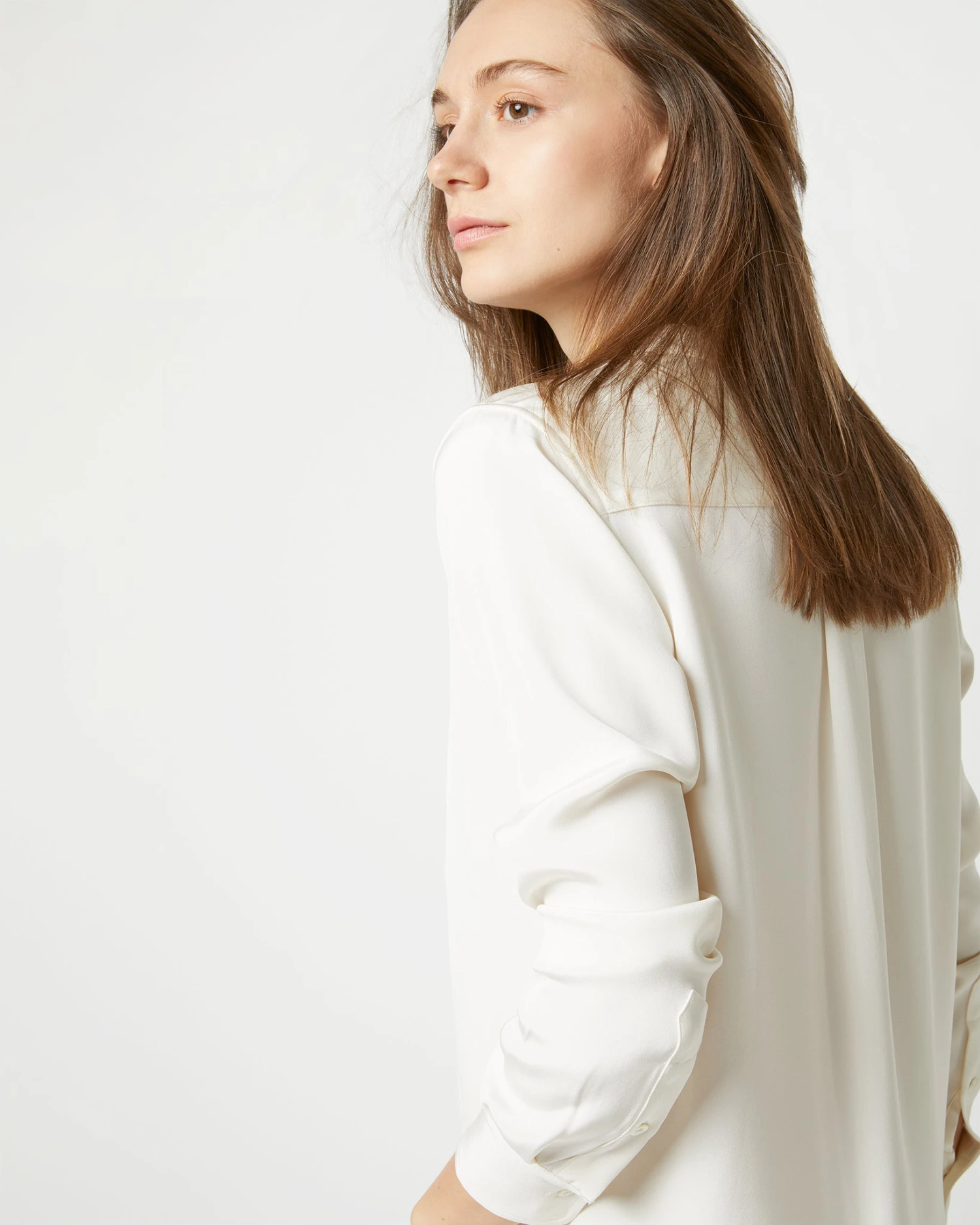 Nyala Blouse In Ivory Silk Crepe De Chine - Image 8
