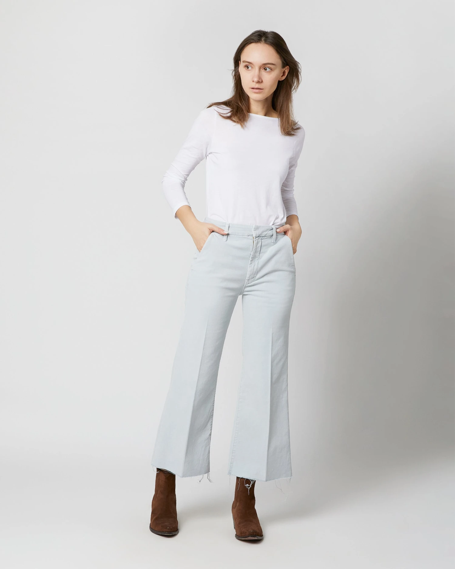 The Roller Crop Prep Fray Jean In Ballad Blue - Image 2