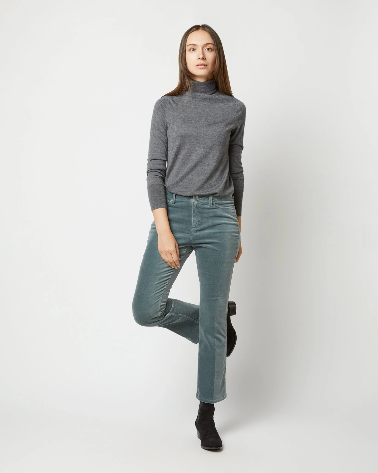 Flare Cropped 5-Pocket Jean In Lovat Stretch Velveteen - Image 5