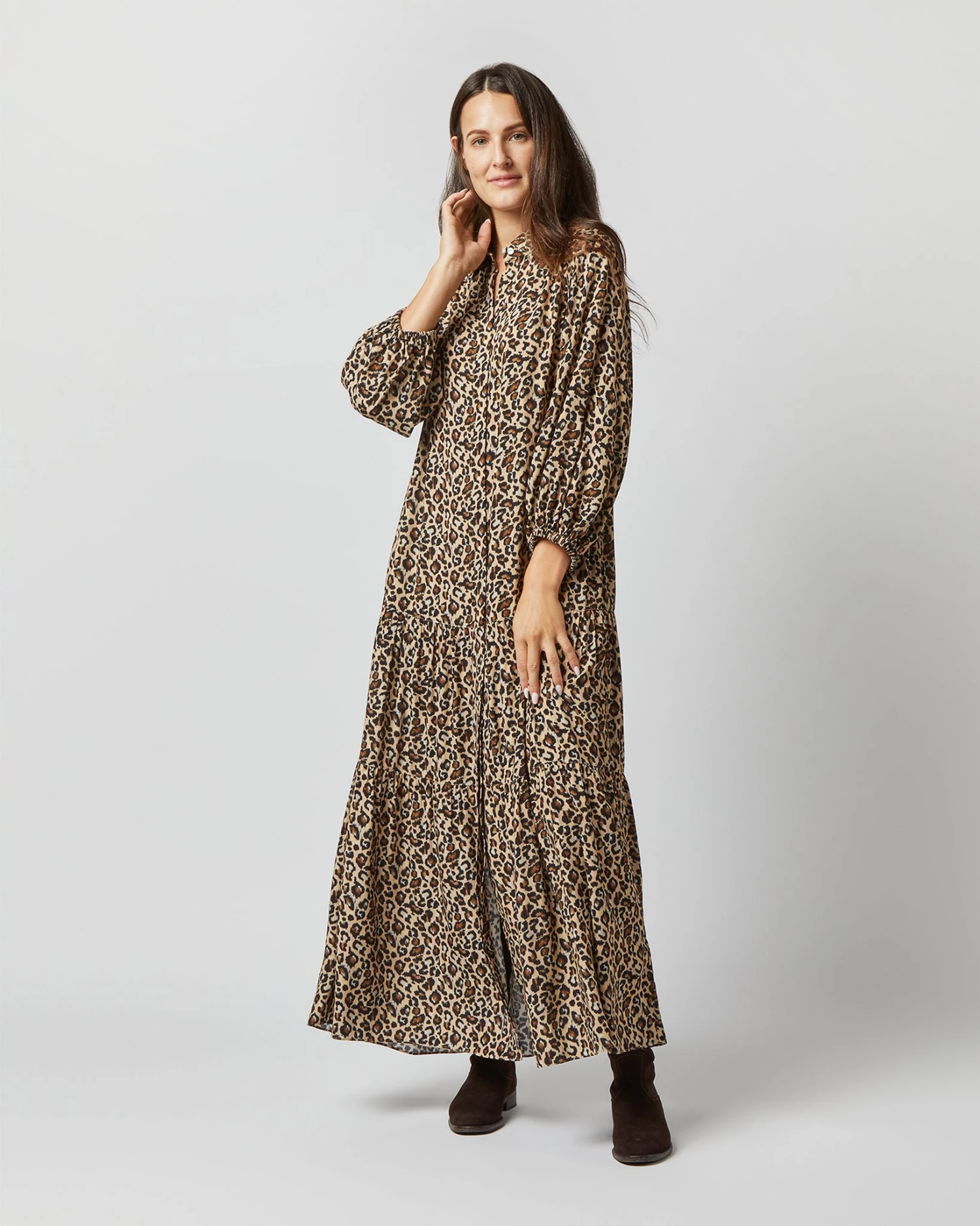 Isla Shirtdress In Camel/Black Painterly Leopard Crepe De Chine - Image 9