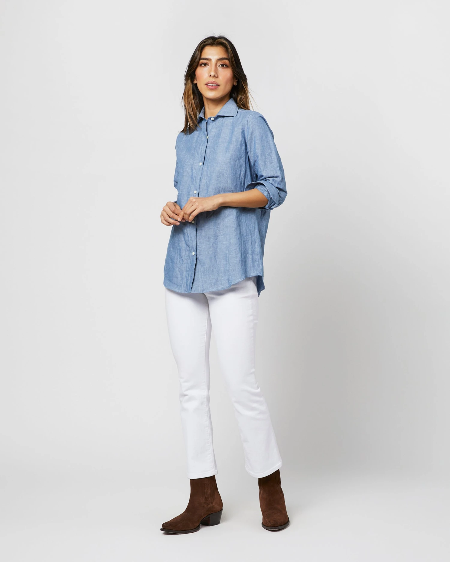 Understudy Shirt In Extra Light Washed Cotolino Chambray