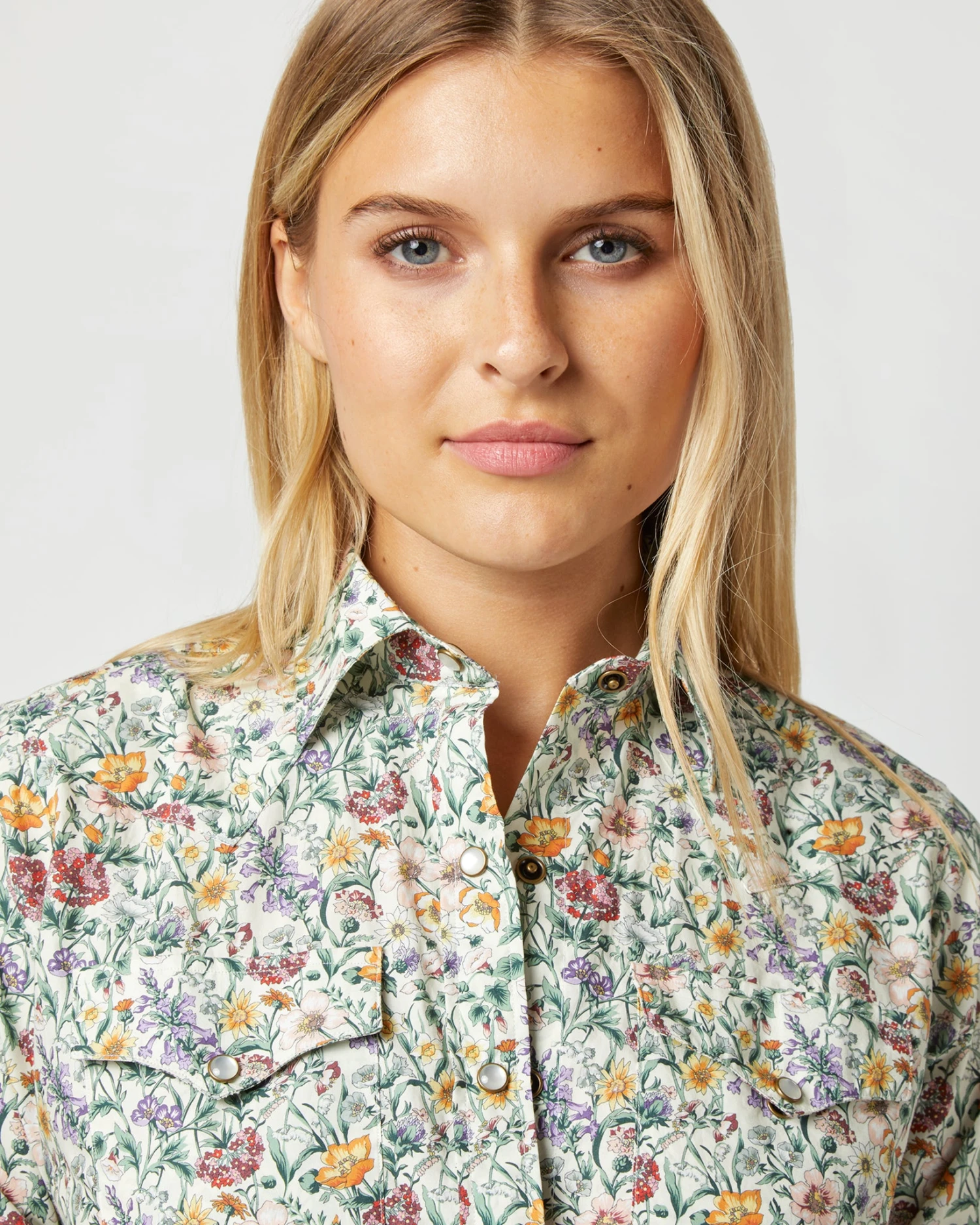 Western Shirt In Ivory Multi Rachel Liberty Fabric - Image 5