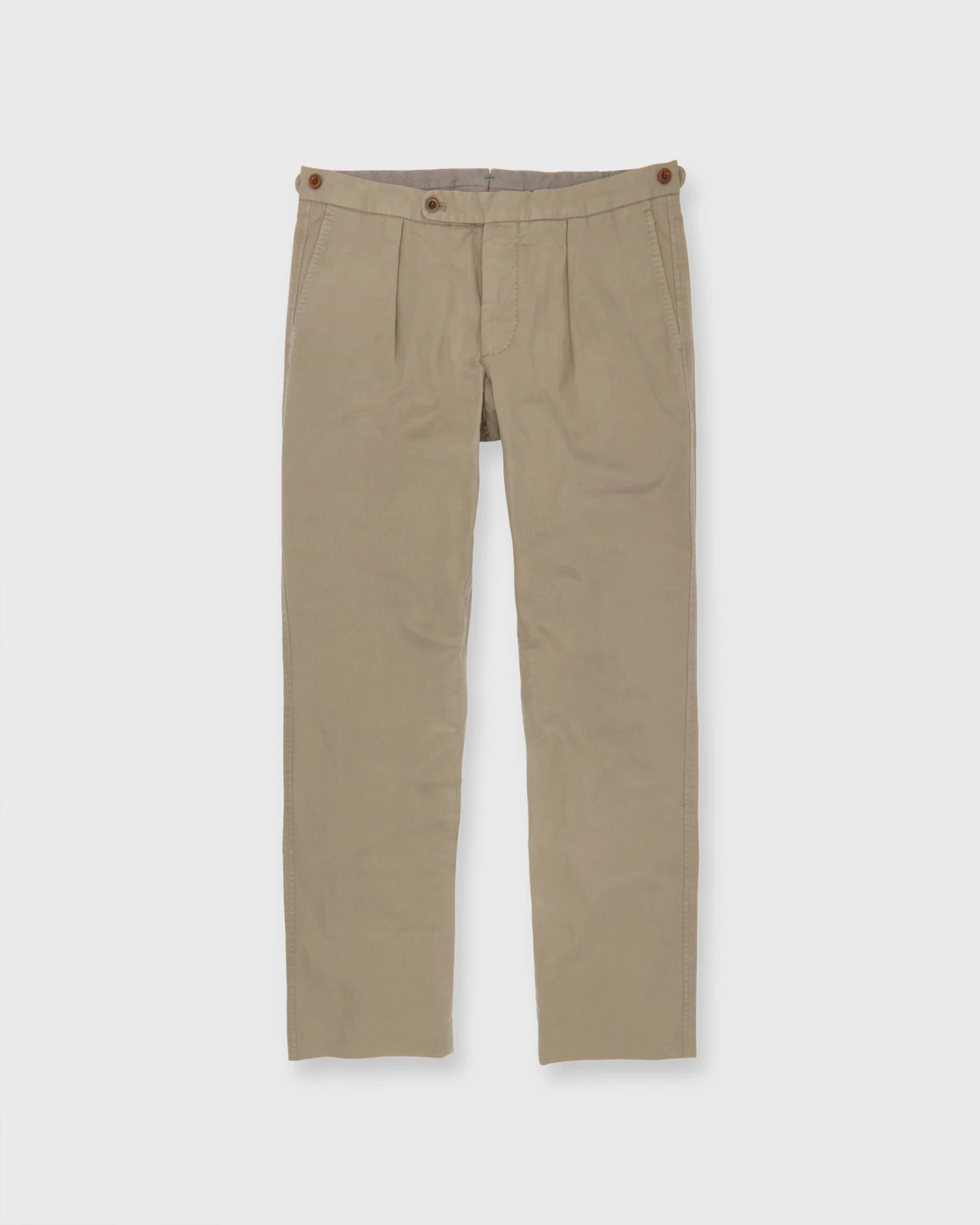 Garment-Dyed Pleated Sport Trouser In Mushroom Lightweight Twill
