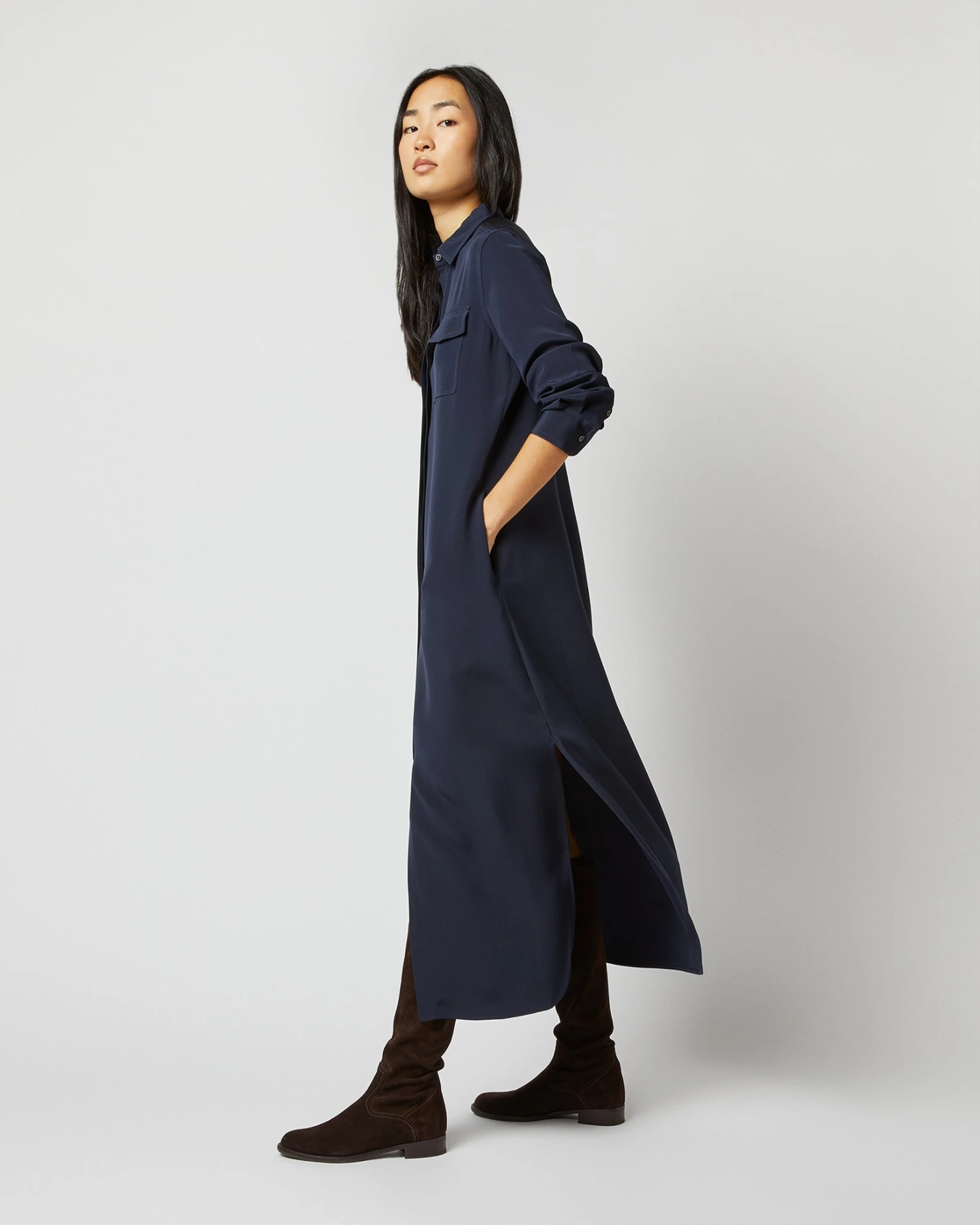 Hannah Dress In Navy Silk Crepe De Chine - Image 3