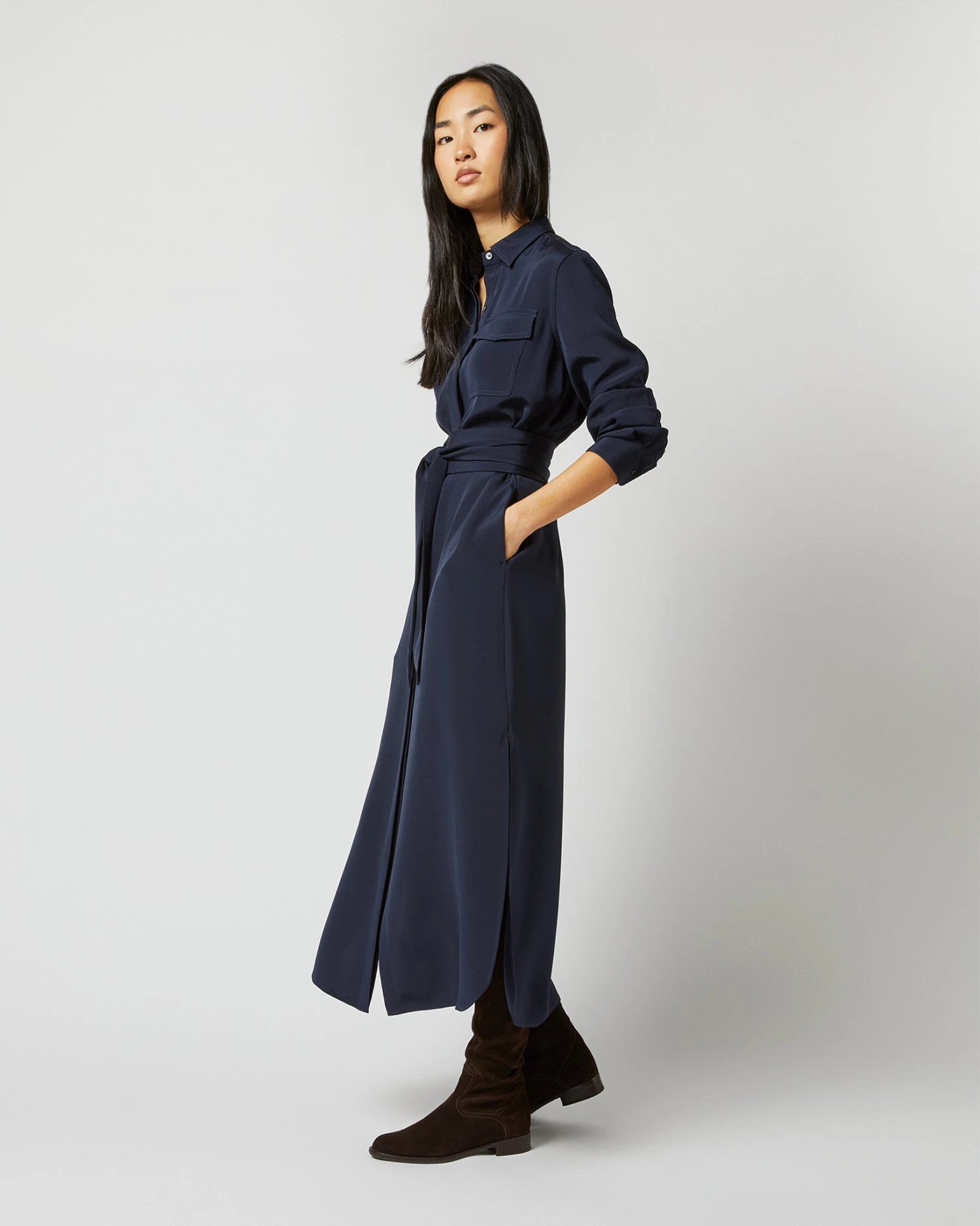 Hannah Dress In Navy Silk Crepe De Chine - Image 7
