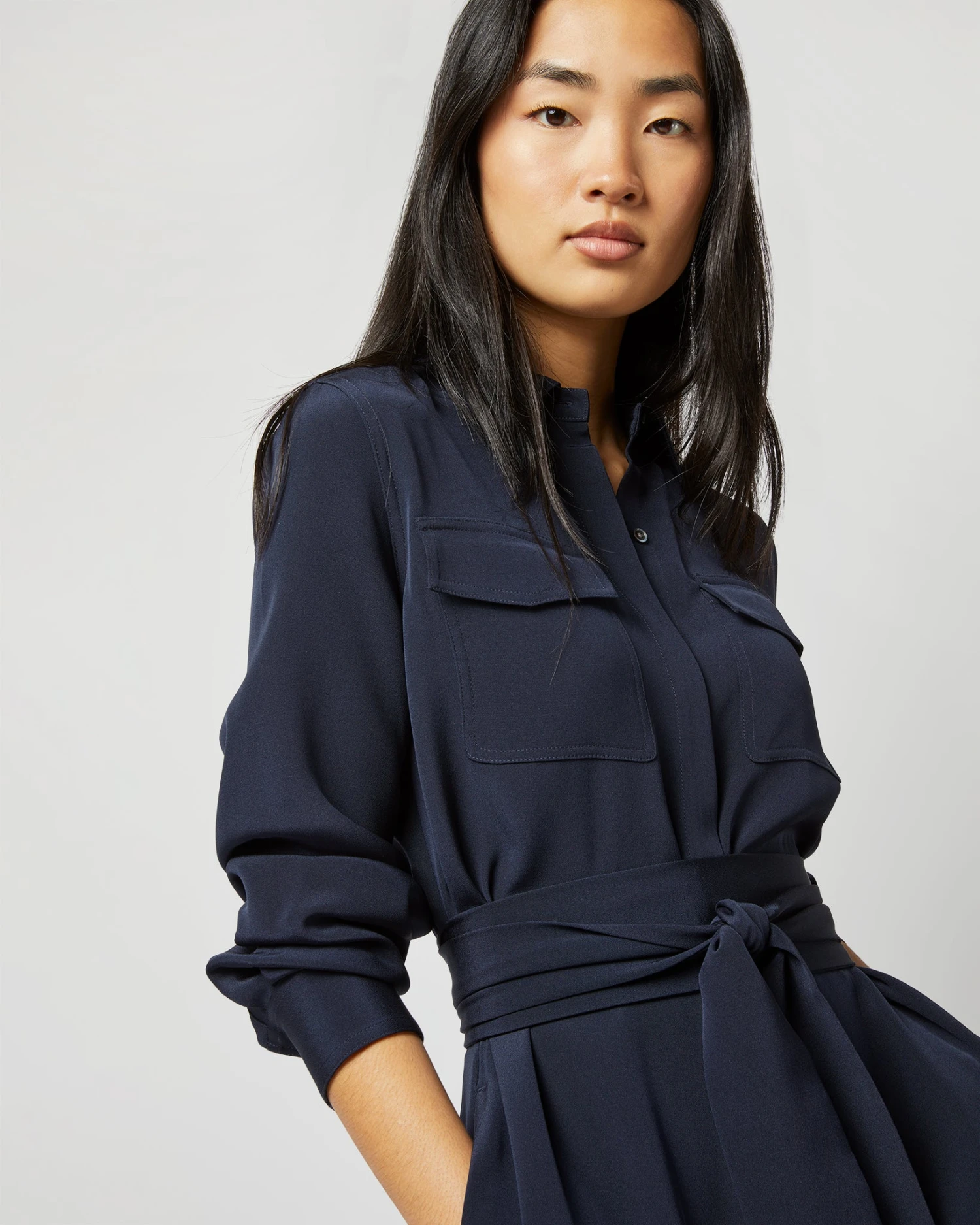 Hannah Dress In Navy Silk Crepe De Chine - Image 5