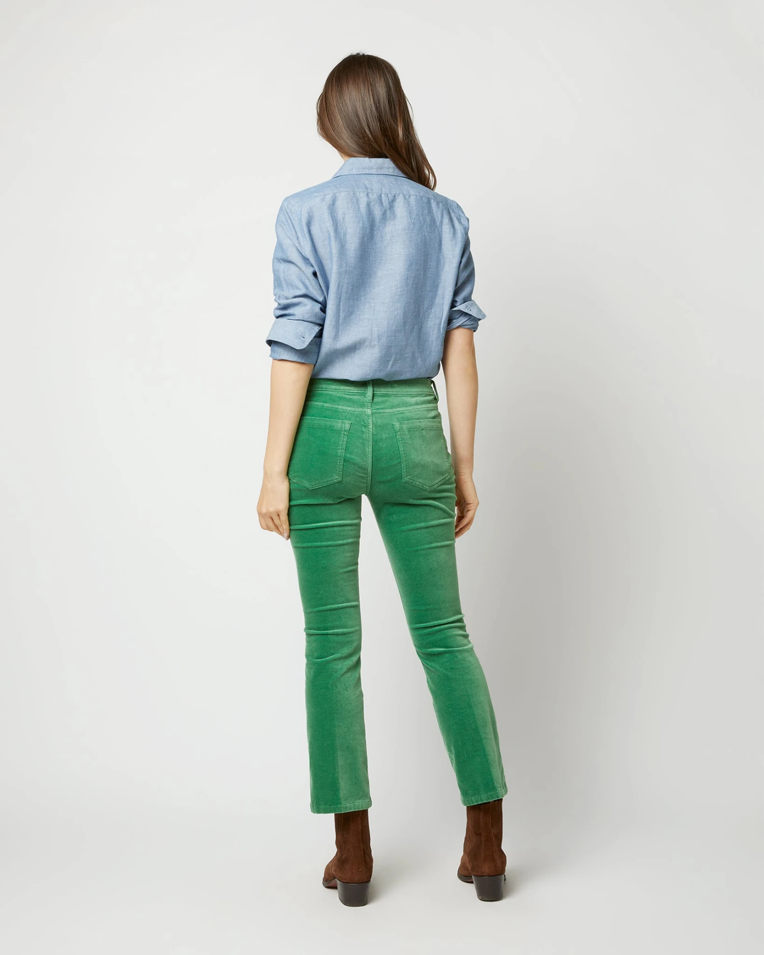 Flare Cropped 5-Pocket Jean In Apple Stretch Velveteen - Image 5