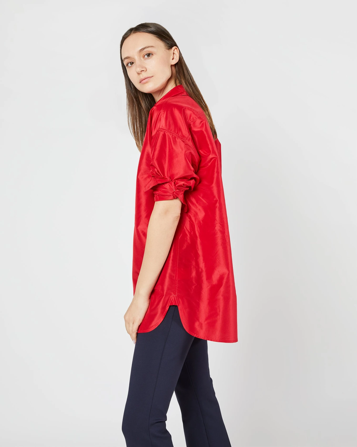 Elongated Elle Shirt In Red Silk Taffeta - Image 5