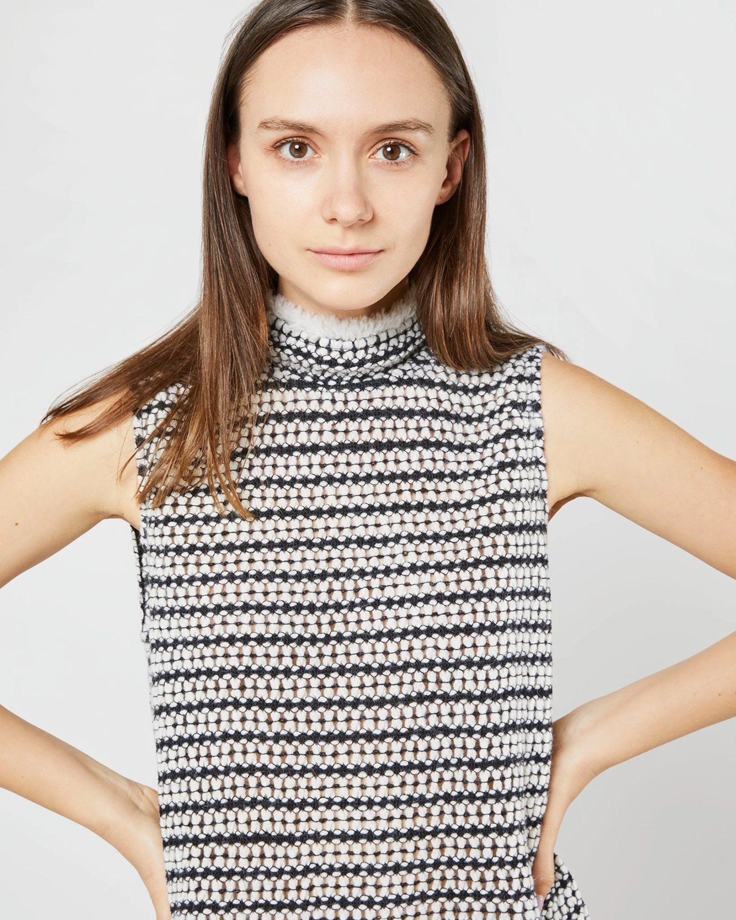 Sleeveless Ana Fringe Top In Ivory/Black Filagree Flower Wool - Image 2