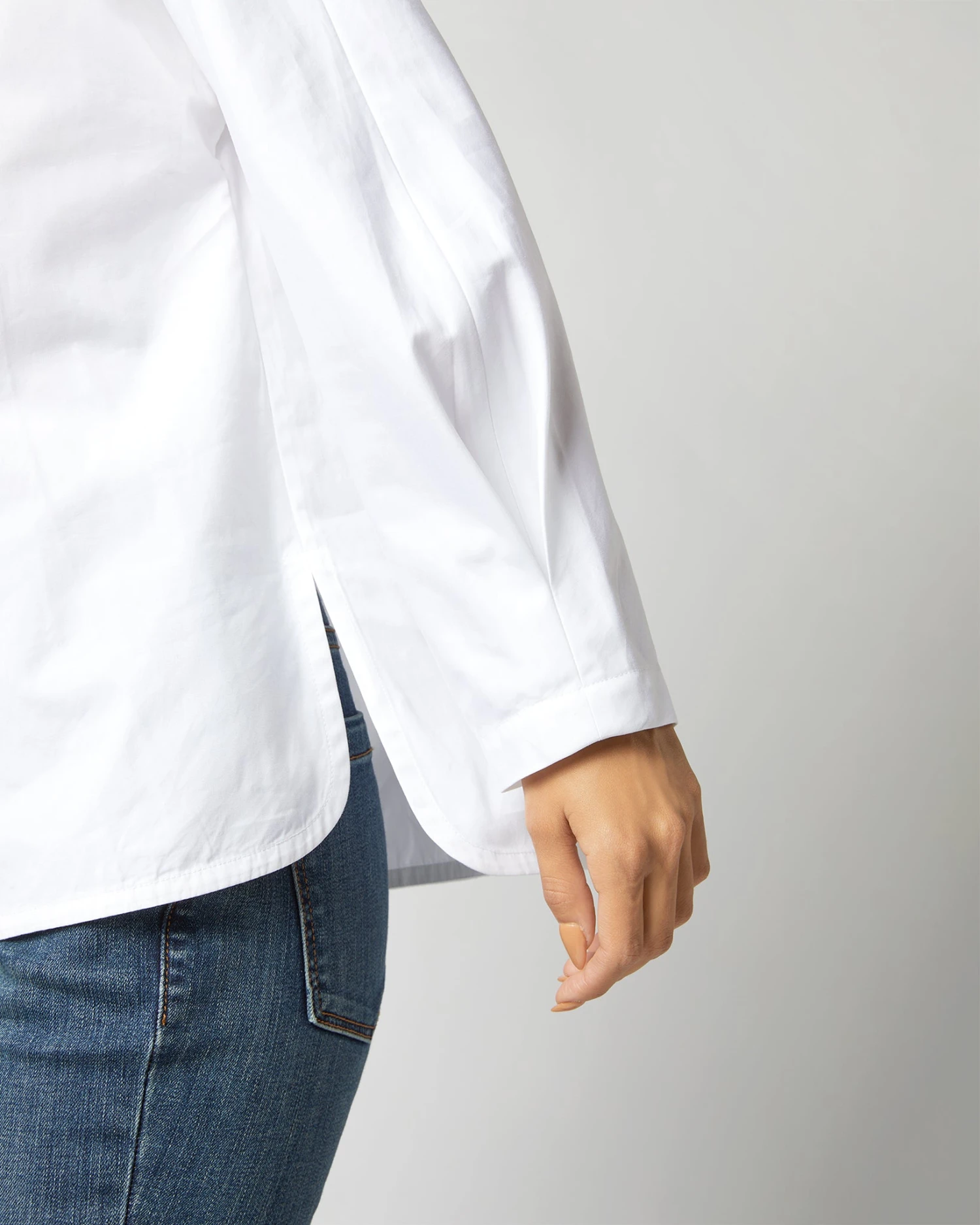 Poinsettia Top In White Poplin - Image 9