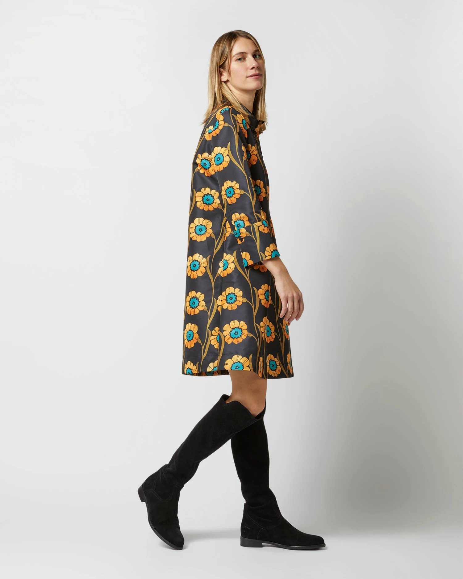 Short Artemis Dress In Daisychain Black Faille - Image 2