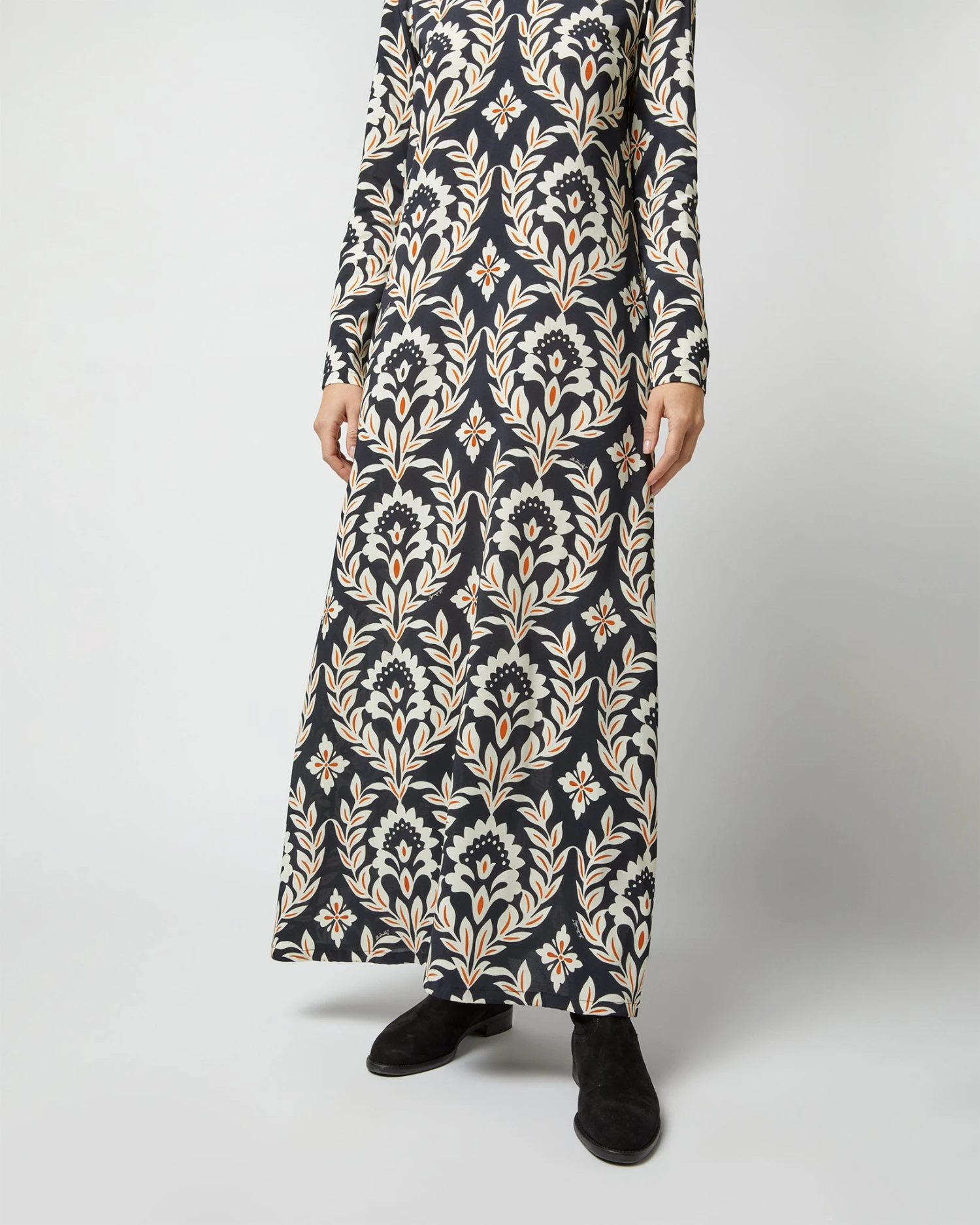 Long Sleeve Swing Dress In Ghirlanda Black Sablé - Image 6